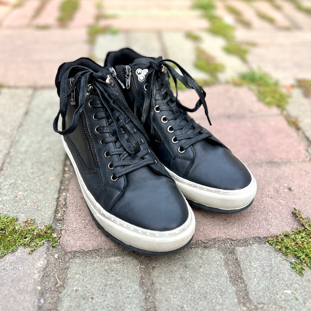 Joussen Men's Black High-Top Lace & Zip Sneakers - Picture 4 of 8